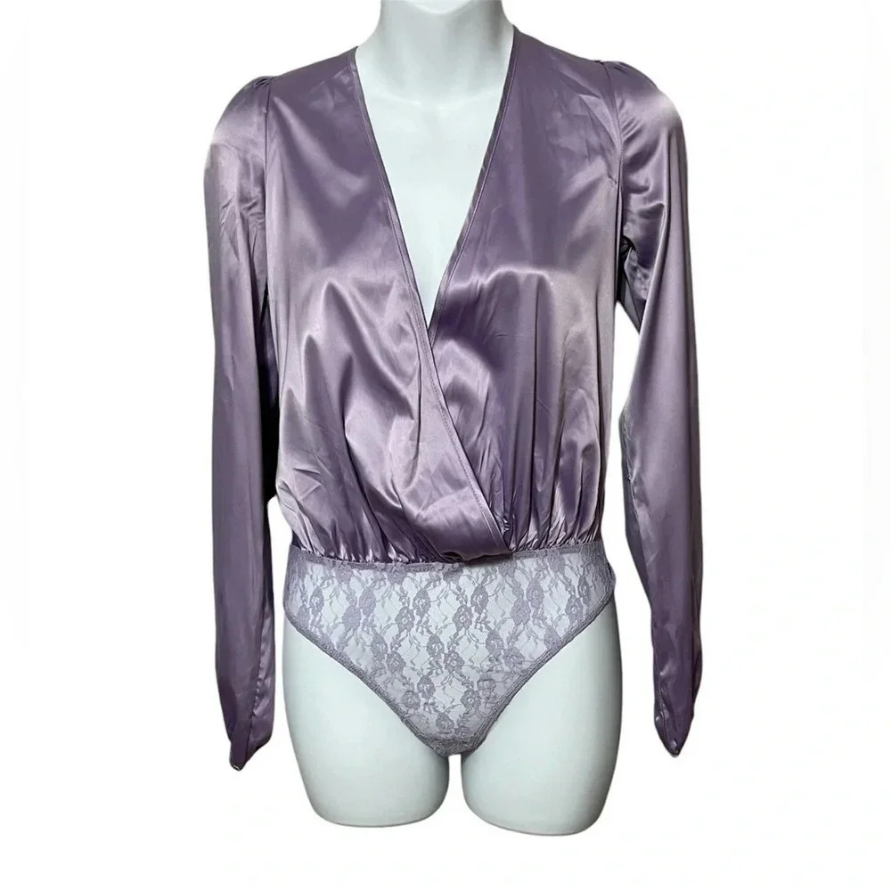 URBAN OUTFITTERS | BODYSUIT | NWT!